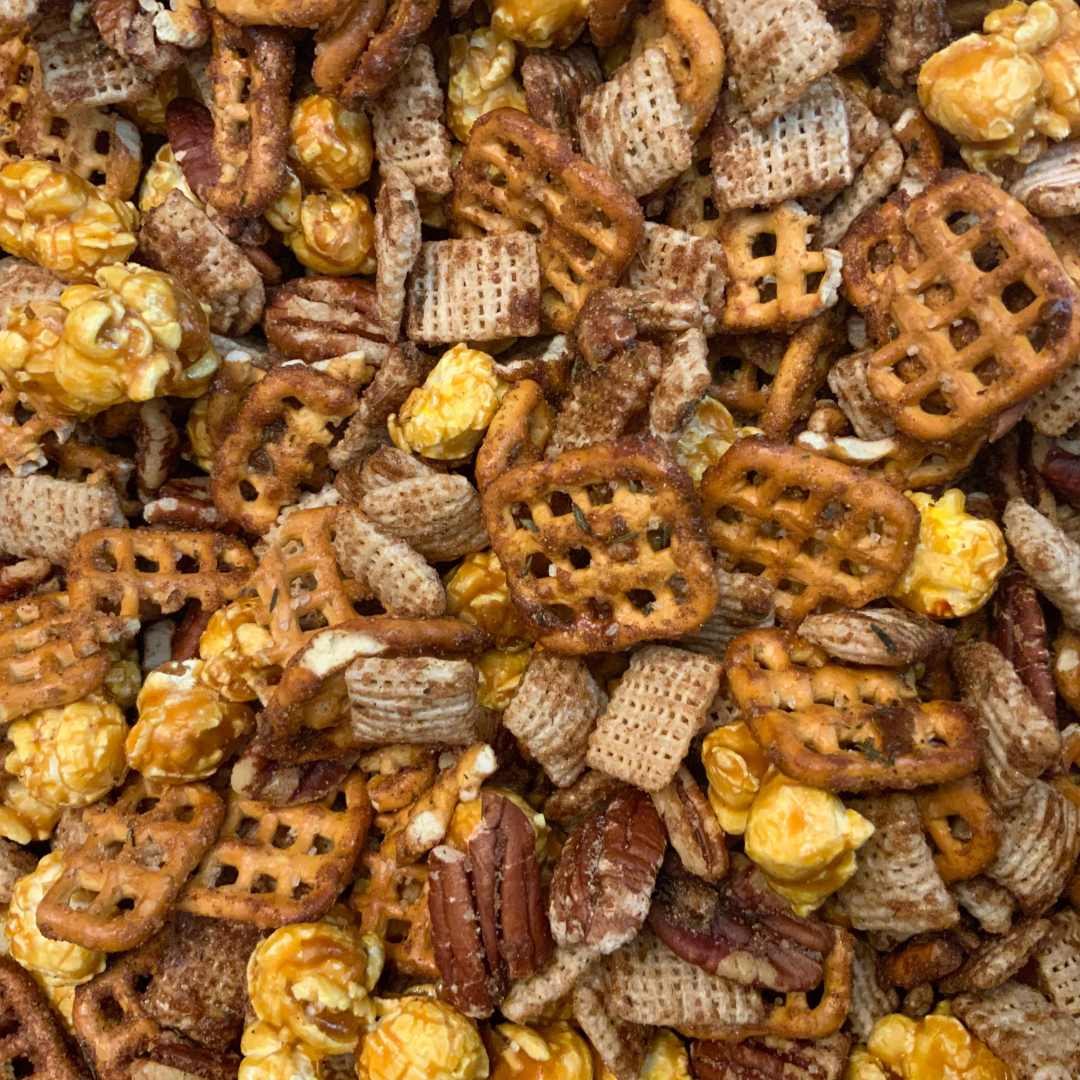 Sweet & Salty Nutty Snack Mix – Crunchy, Caramelized, Totally Addictive