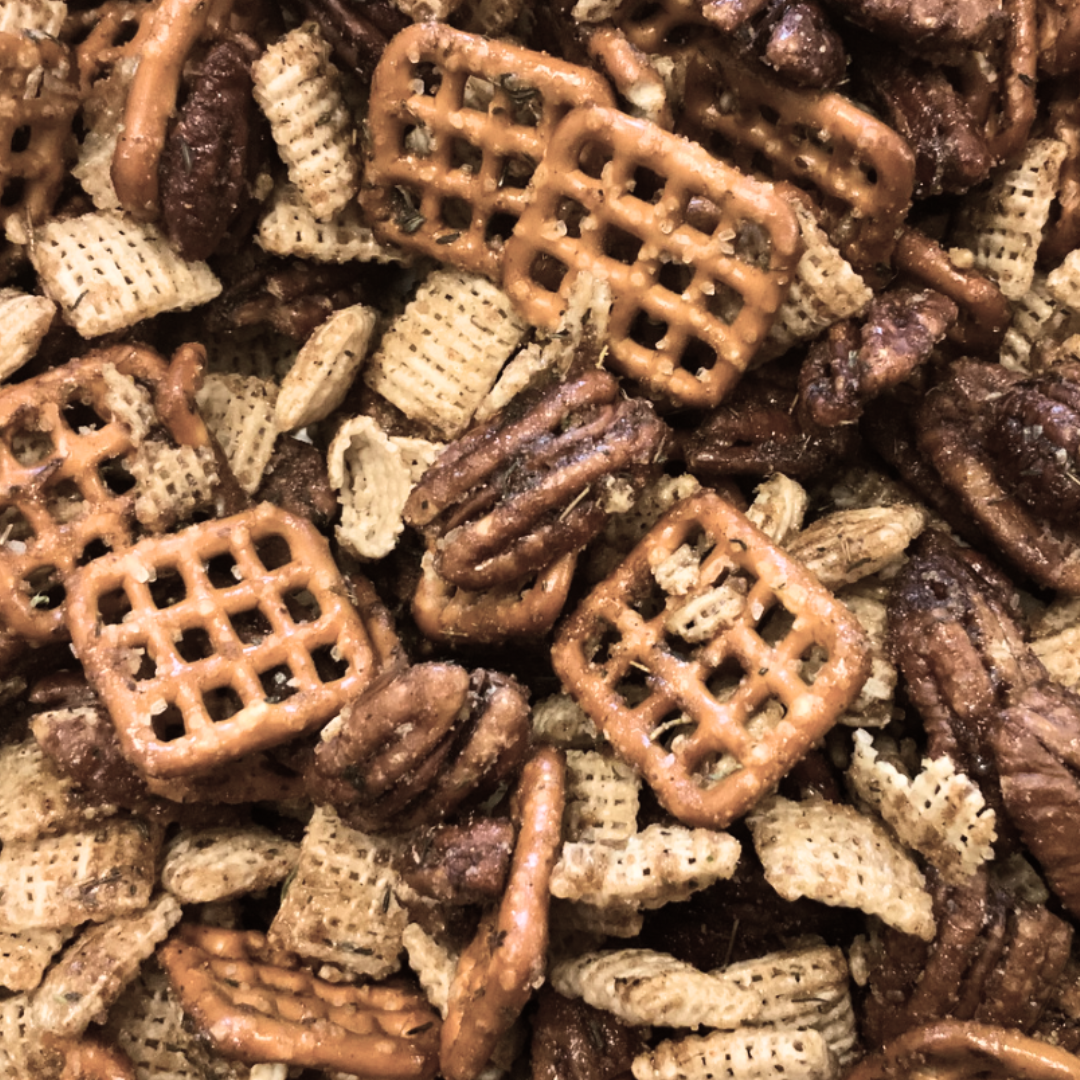 Sweet & Spicy Nutty Snack Mix
